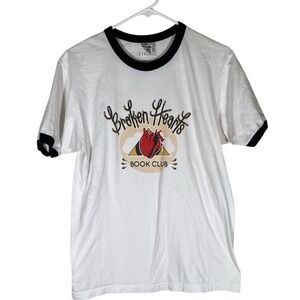 Strand Broken hearts book Club ringer T-Shirt size medium unisex classic novels